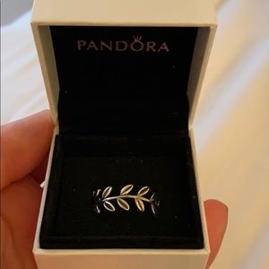 Pandora leaf ring